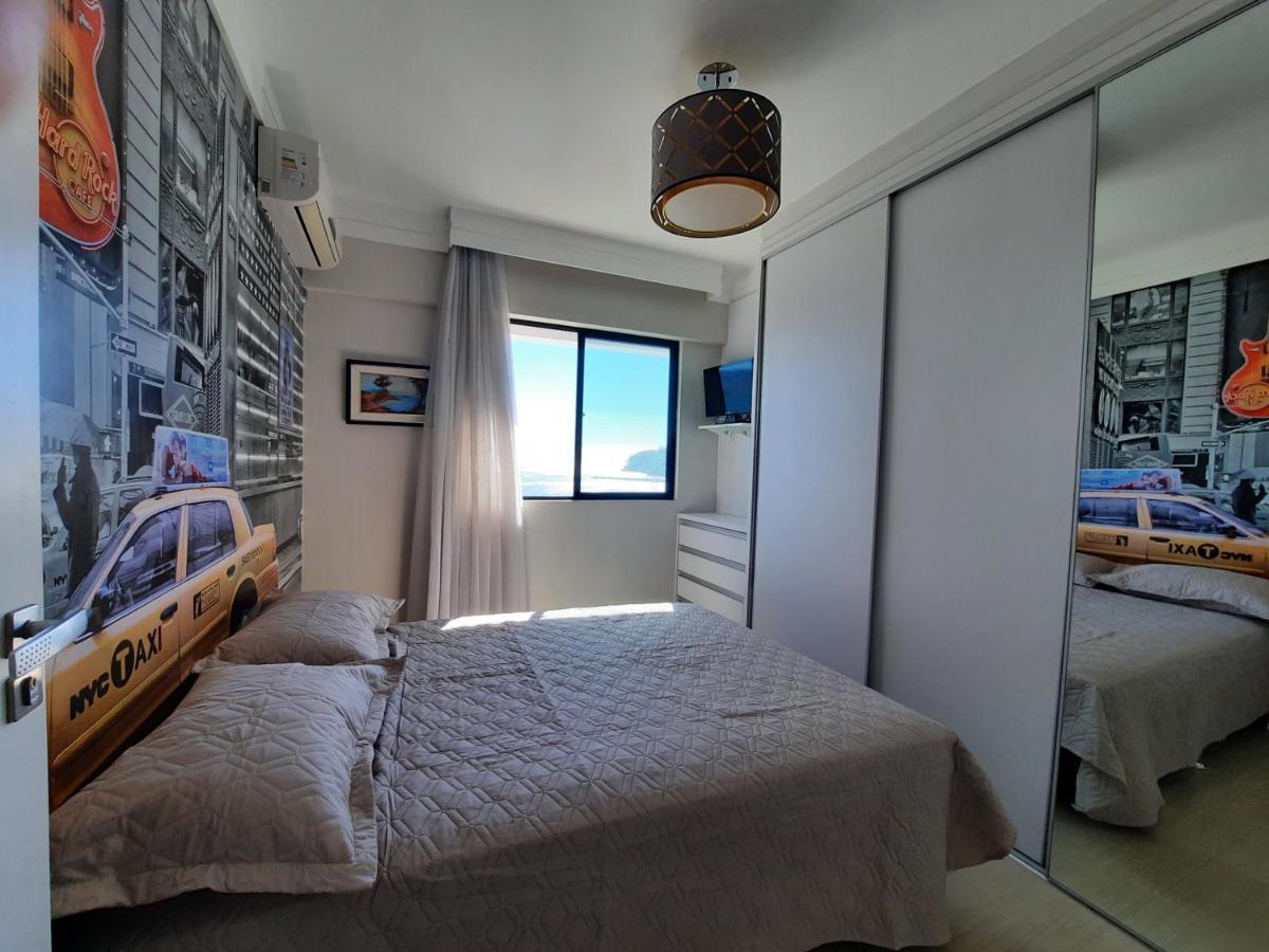 3 Suites Linda Vista Da Orla De Bc A 50M Da Praia - Somente Familiares Balneario Camboriu Ngoại thất bức ảnh