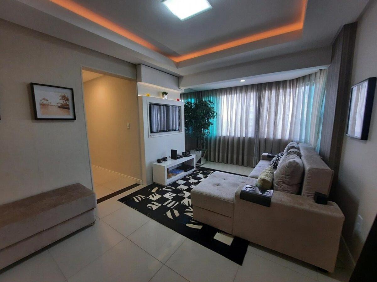 3 Suites Linda Vista Da Orla De Bc A 50M Da Praia - Somente Familiares Balneario Camboriu Ngoại thất bức ảnh