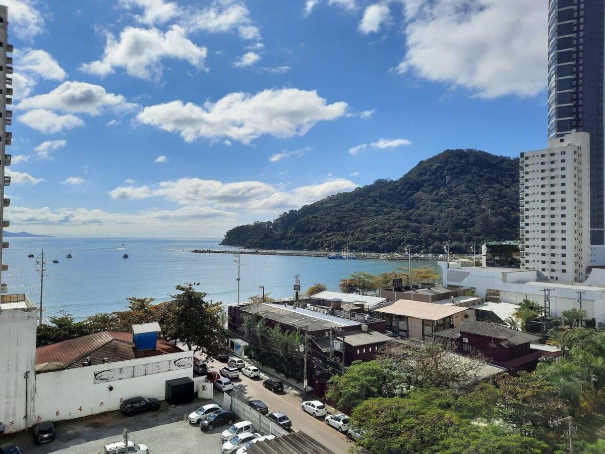 3 Suites Linda Vista Da Orla De Bc A 50M Da Praia - Somente Familiares Balneario Camboriu Ngoại thất bức ảnh