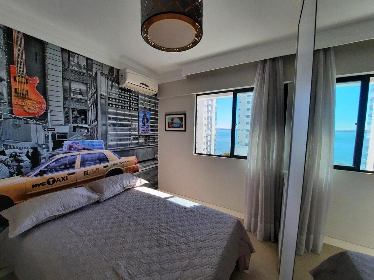 3 Suites Linda Vista Da Orla De Bc A 50M Da Praia - Somente Familiares Balneario Camboriu Ngoại thất bức ảnh