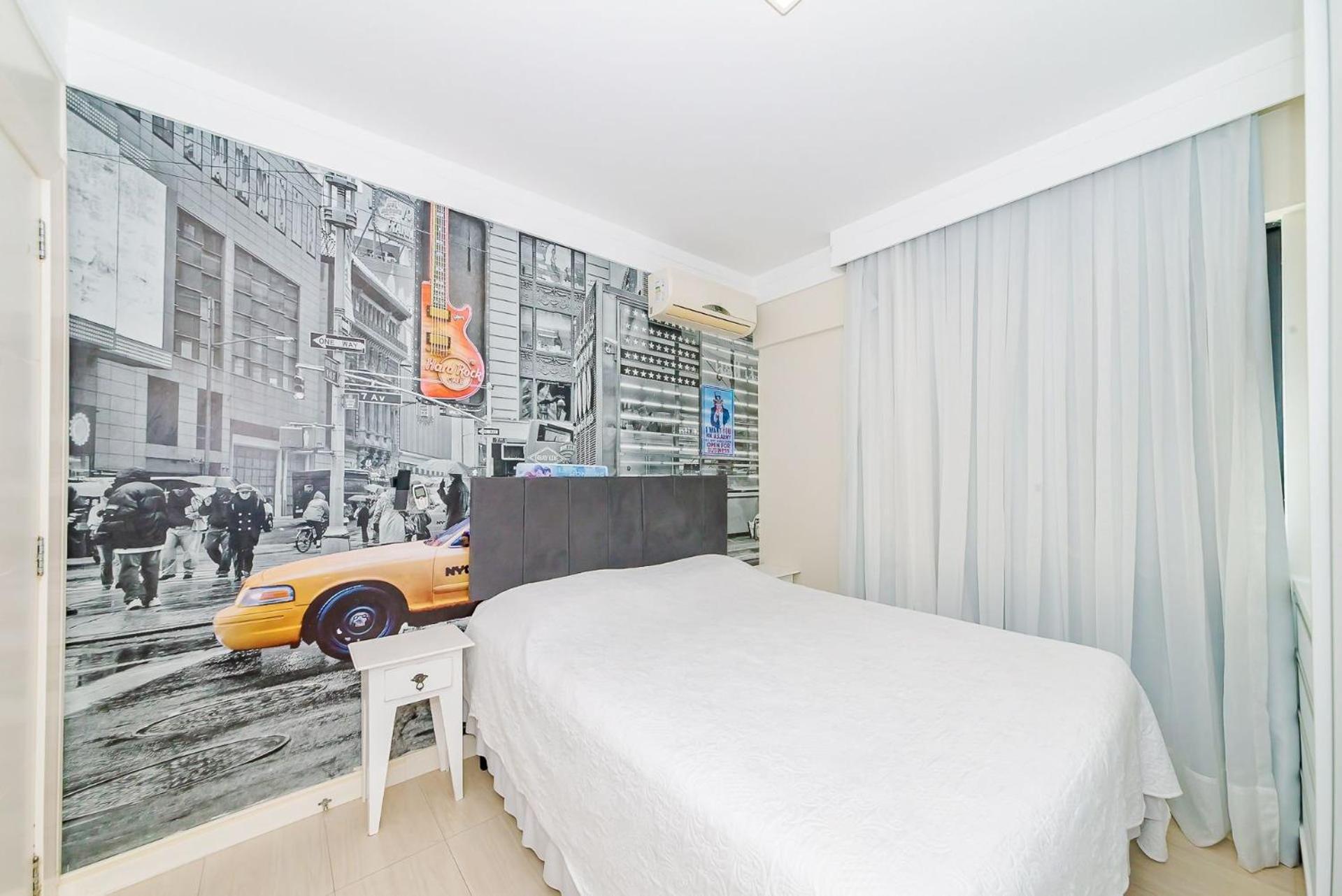 3 Suites Linda Vista Da Orla De Bc A 50M Da Praia - Somente Familiares Balneario Camboriu Ngoại thất bức ảnh